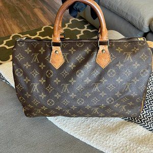 Authentic Louis Vuitton Monogram Speedy 35 Vintage